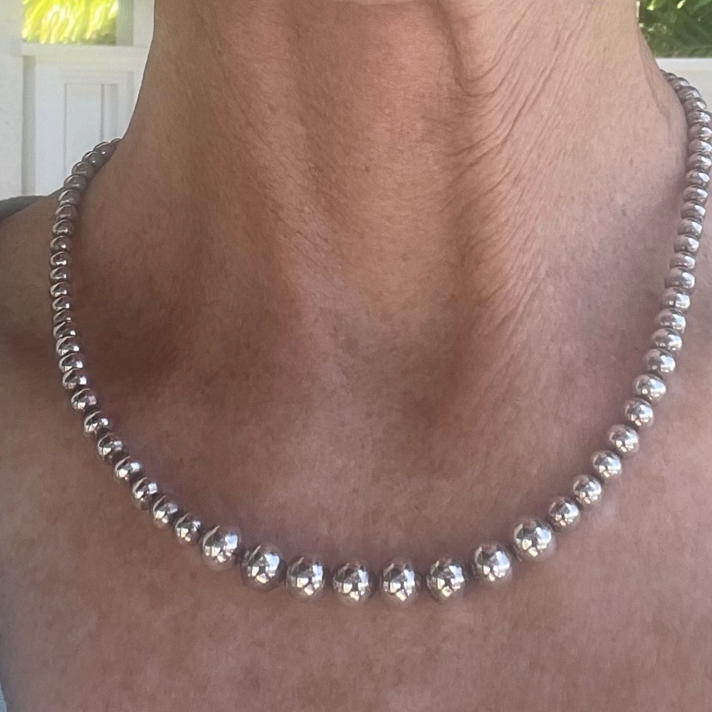 Italian Graduated Silver Bead Ball Necklace 18"